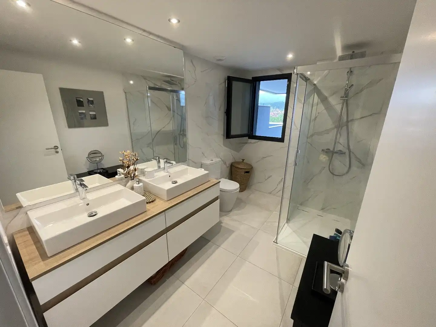 Apartamento con terraza en alquiler en Selwo, imagen 12