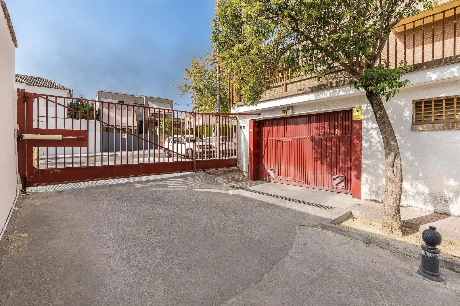 Exterior view of Flat for sale in Granada  with Heating