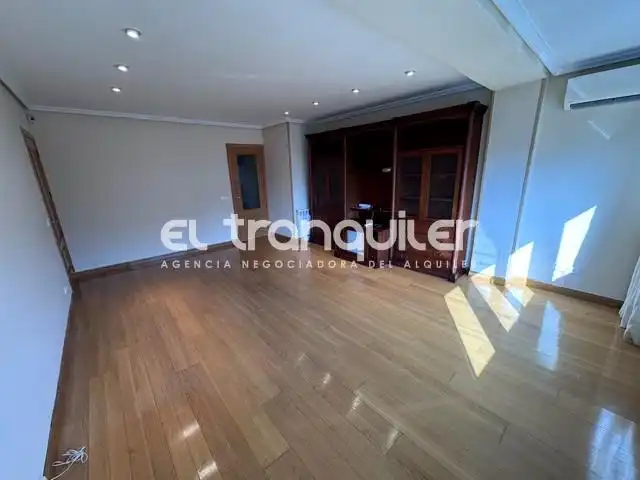 Wohnzimmer von Wohnung zur Miete in Madrid mit Klimaanlage und Waschmaschine