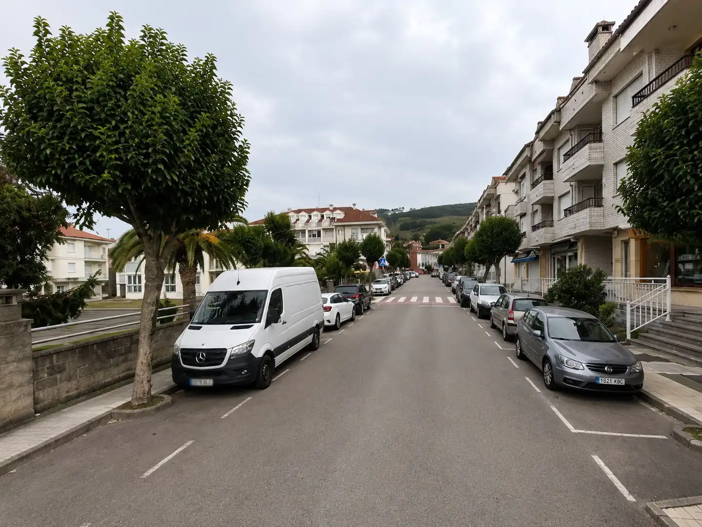 Vista exterior de Pis en venda en Meruelo amb Calefacció, Moblat i Balcó