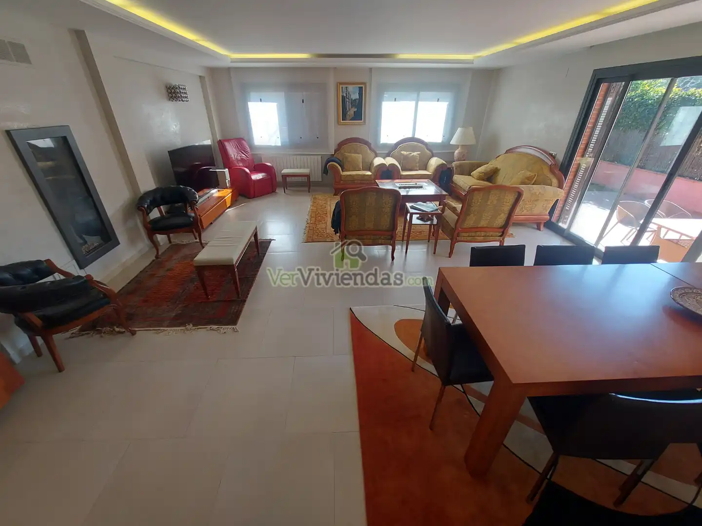 Sala d'estar de Casa o xalet en venda en Begues amb Aire condicionat, Calefacció i Jardí privat