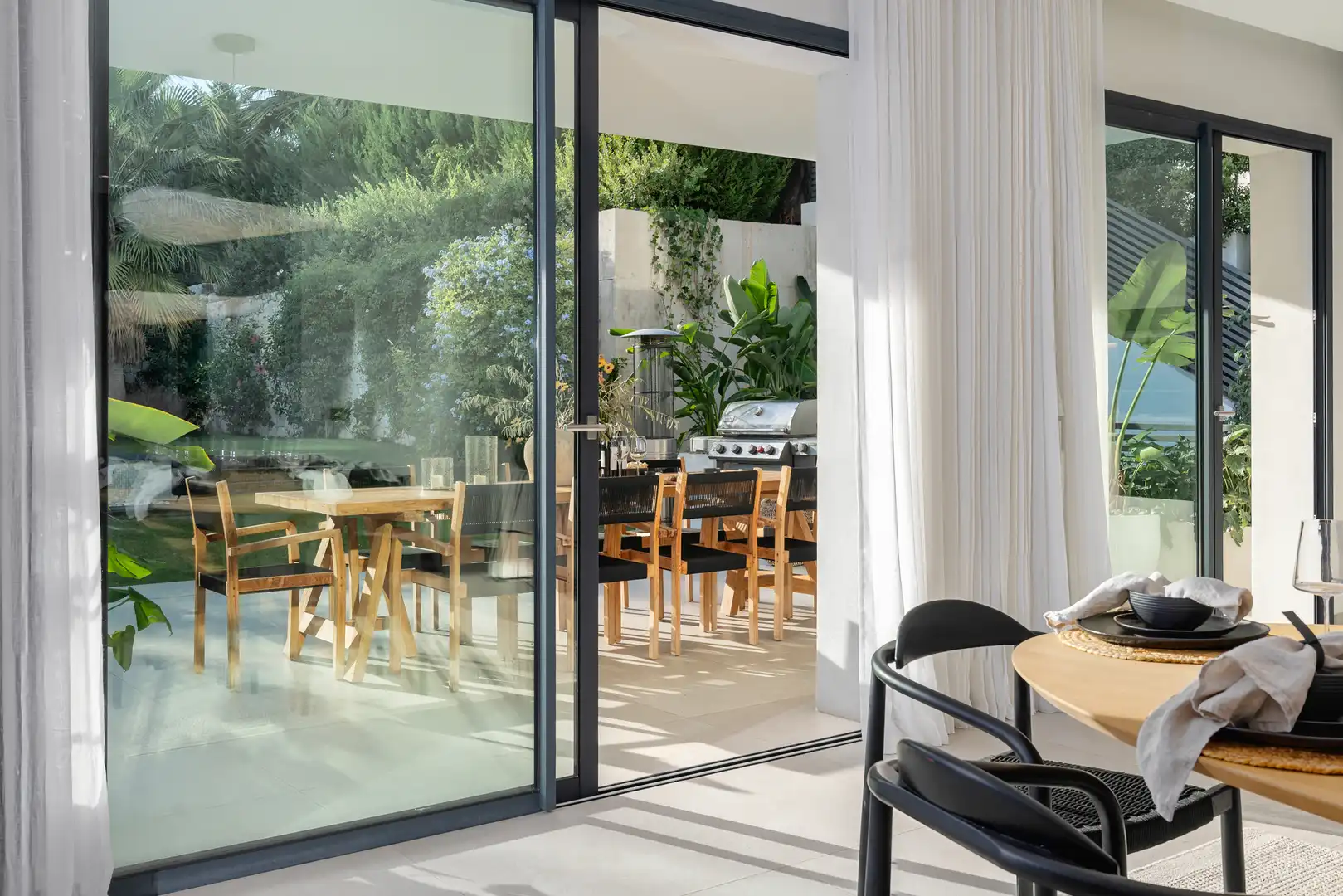 Terrassa de Casa o xalet en venda en Marbella amb Aire condicionat, Jardí privat i Terrassa