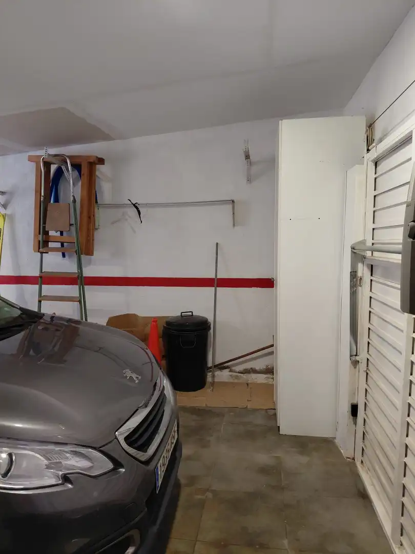 Casa adosada en venda en Parets del Vallès amb Aire condicionat, Calefacció i Piscina
