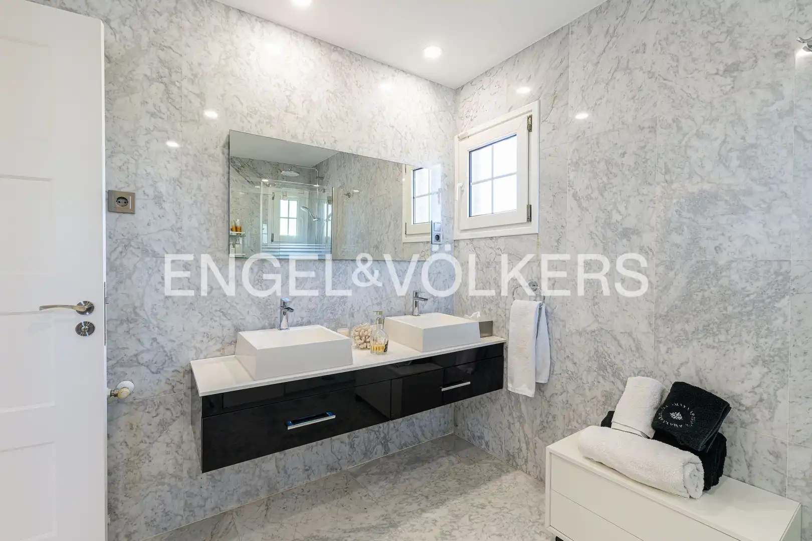 Baño de Casa o chalet en venta en Villaviciosa de Odón con Calefacción y Jacuzzi