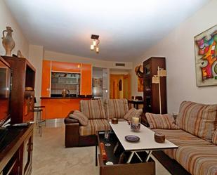 Living room of Flat for sale in Málaga Capital  with Air Conditioner, Heating and Parquet flooring