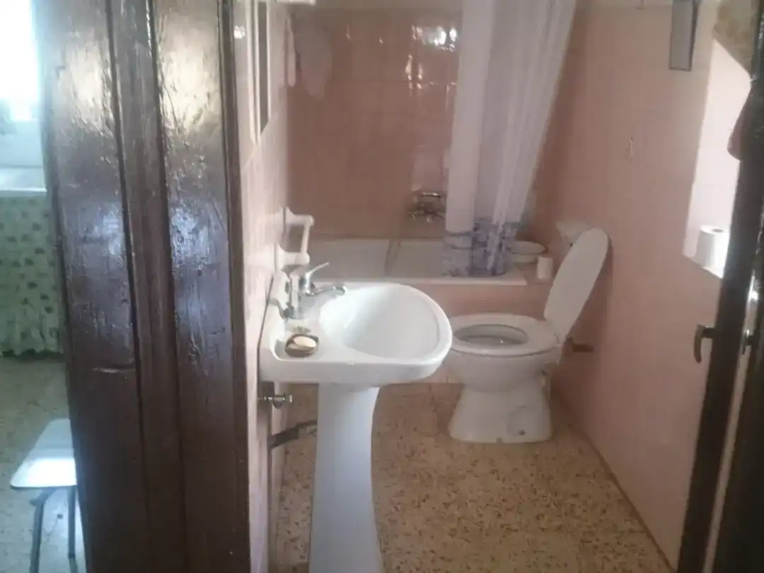 Bany de Pis en venda en San Pedro Manrique amb Jardí privat