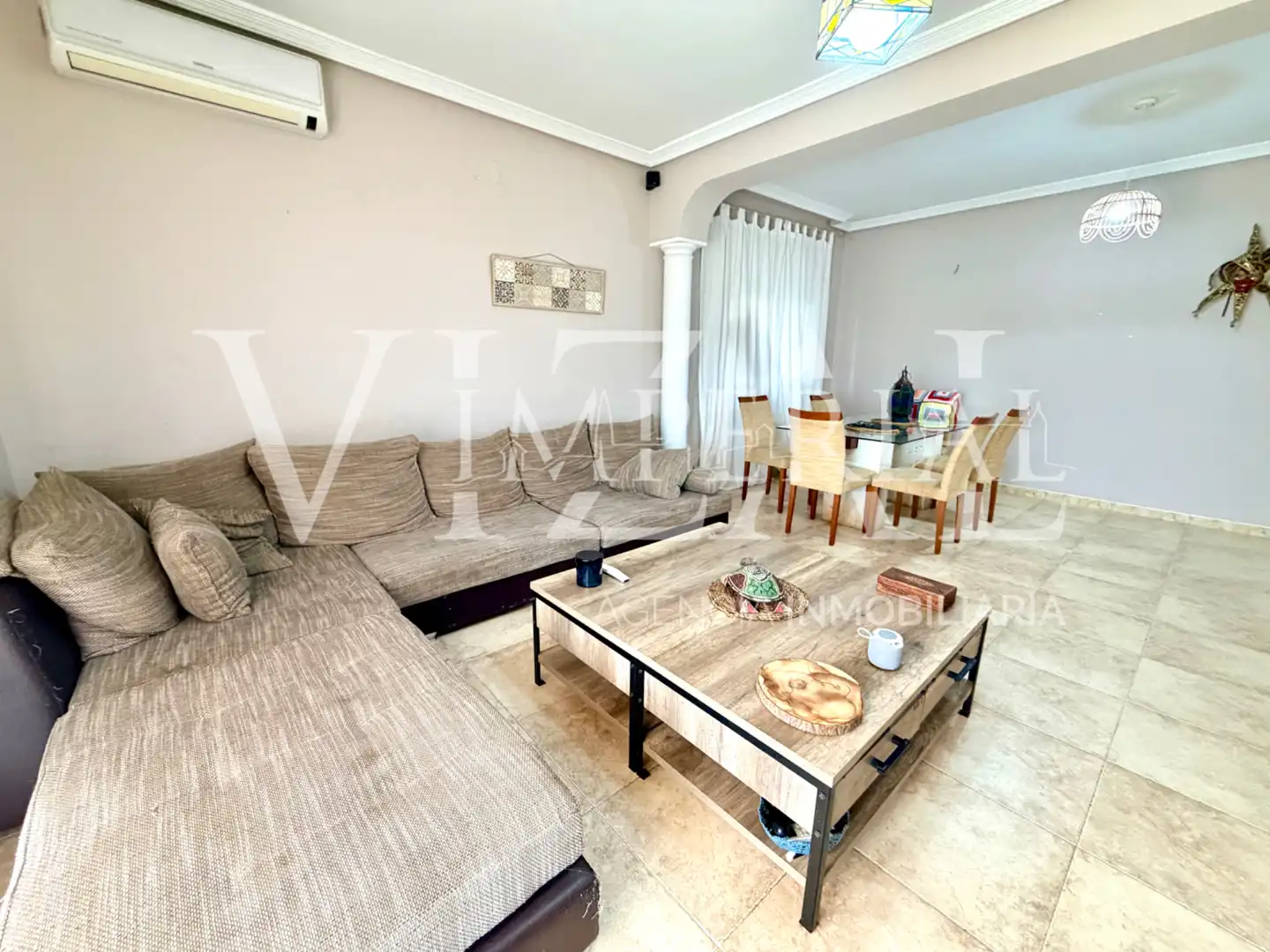 Sala d'estar de Casa o xalet en venda en Barcience amb Aire condicionat, Calefacció i Jardí privat
