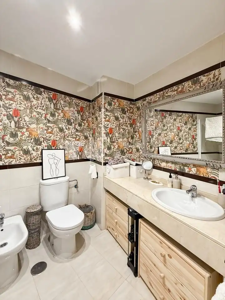 Baño de Piso en venta en Majadahonda con Aire acondicionado, Calefacción y Terraza