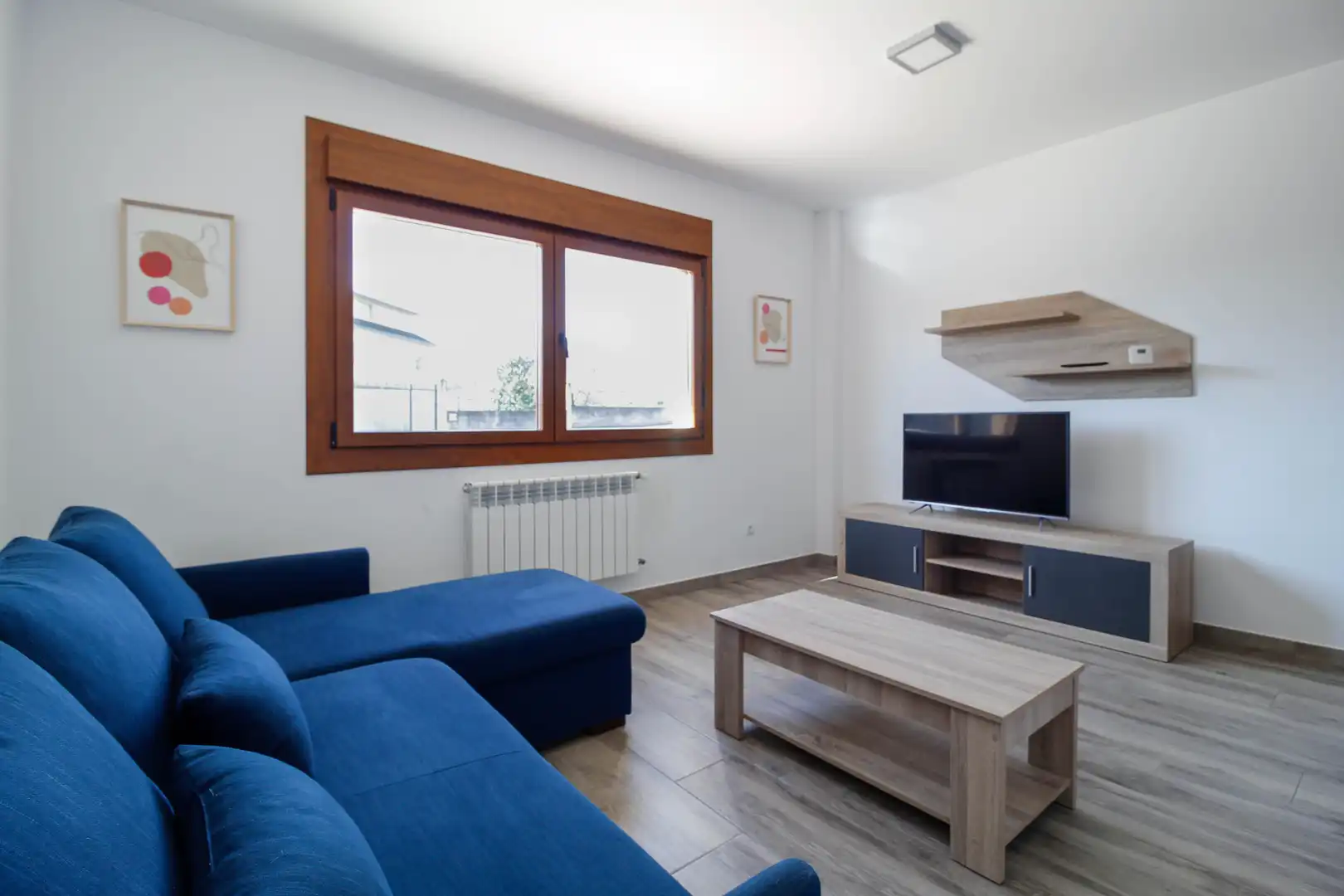 Casa pareada con jardín en venta en Avenida Pablo VI 1, imagen 4