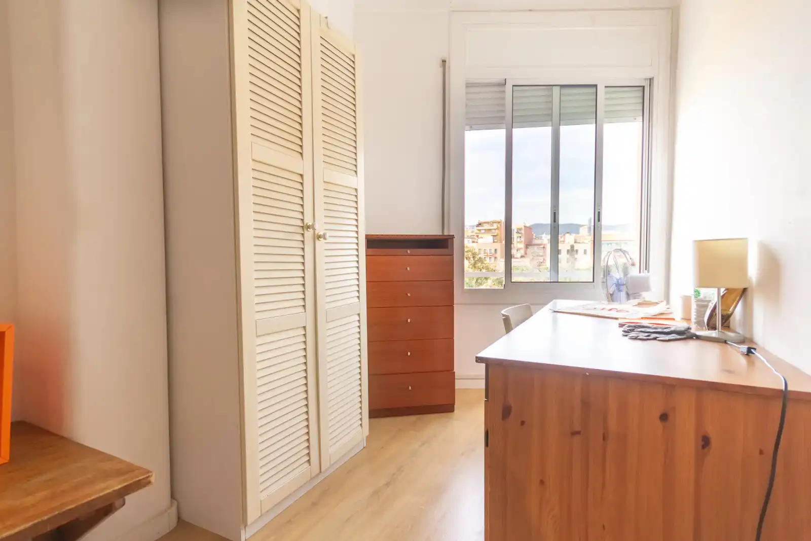 Bedroom of Flat for share in Sant Andreu