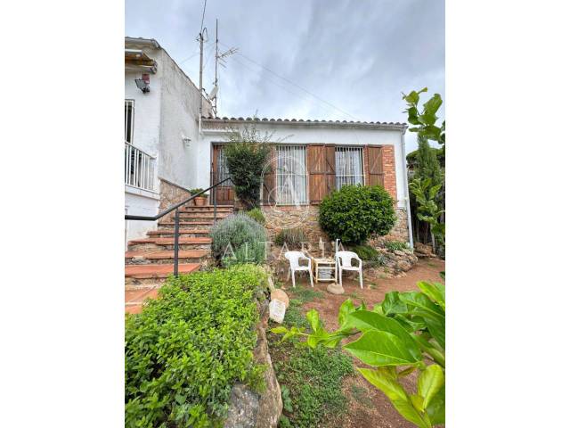 Casa-chalet en Venta en Alps en Santa Susanna