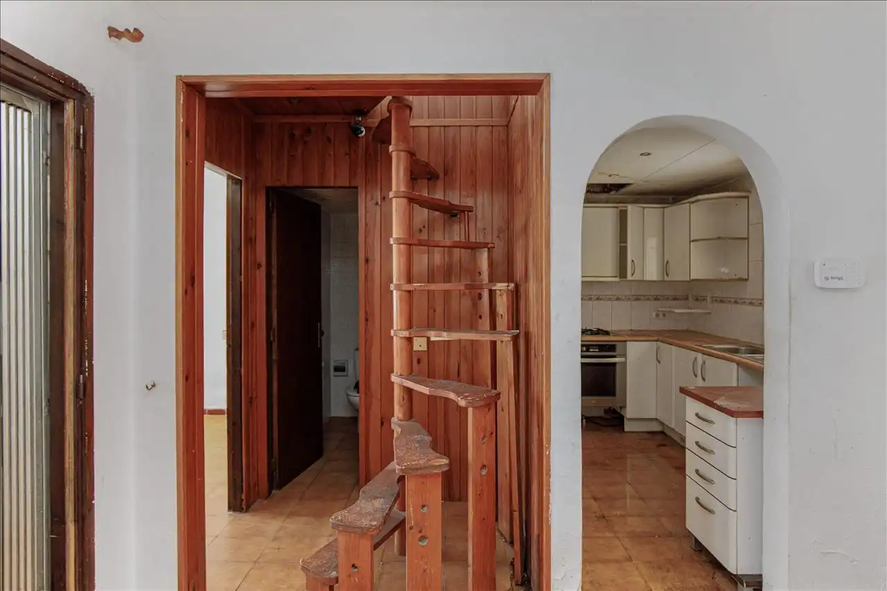Casa aparellada amb piscina en venda a De La Illeta, imagen 13