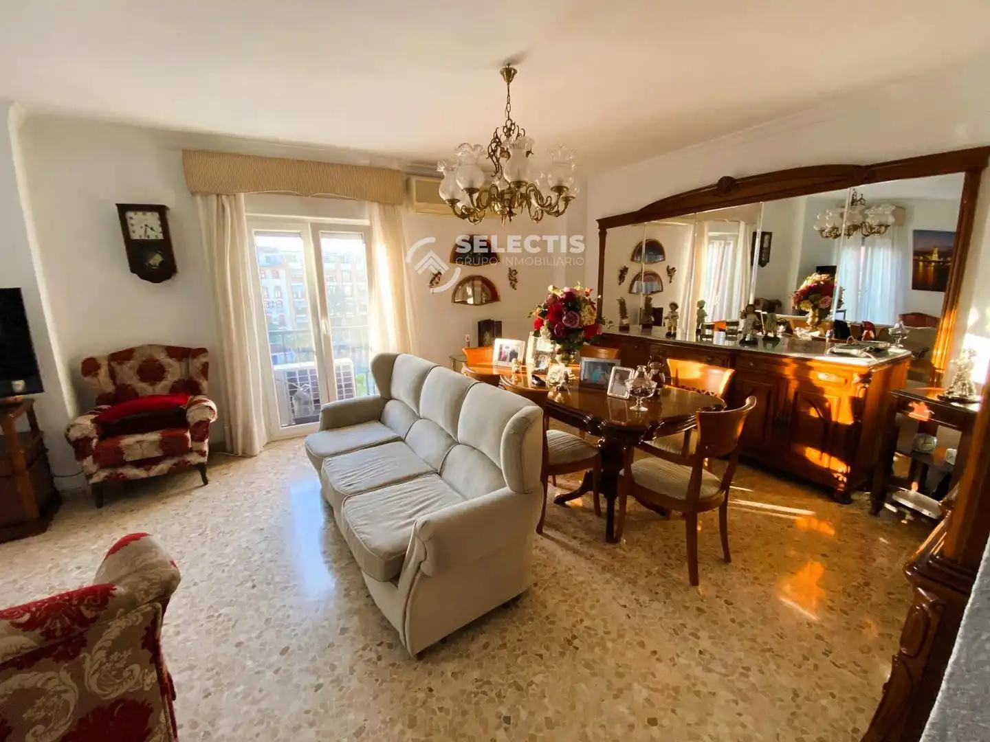 Piso en venta en DE LA MERCED, Centro