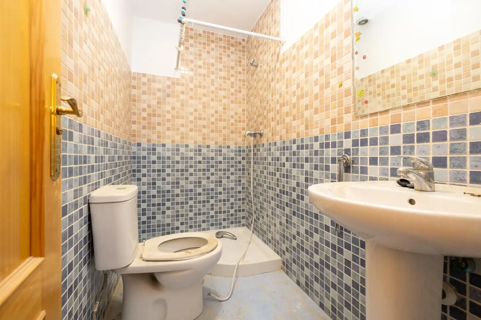 Bathroom of Flat for sale in Atarfe
