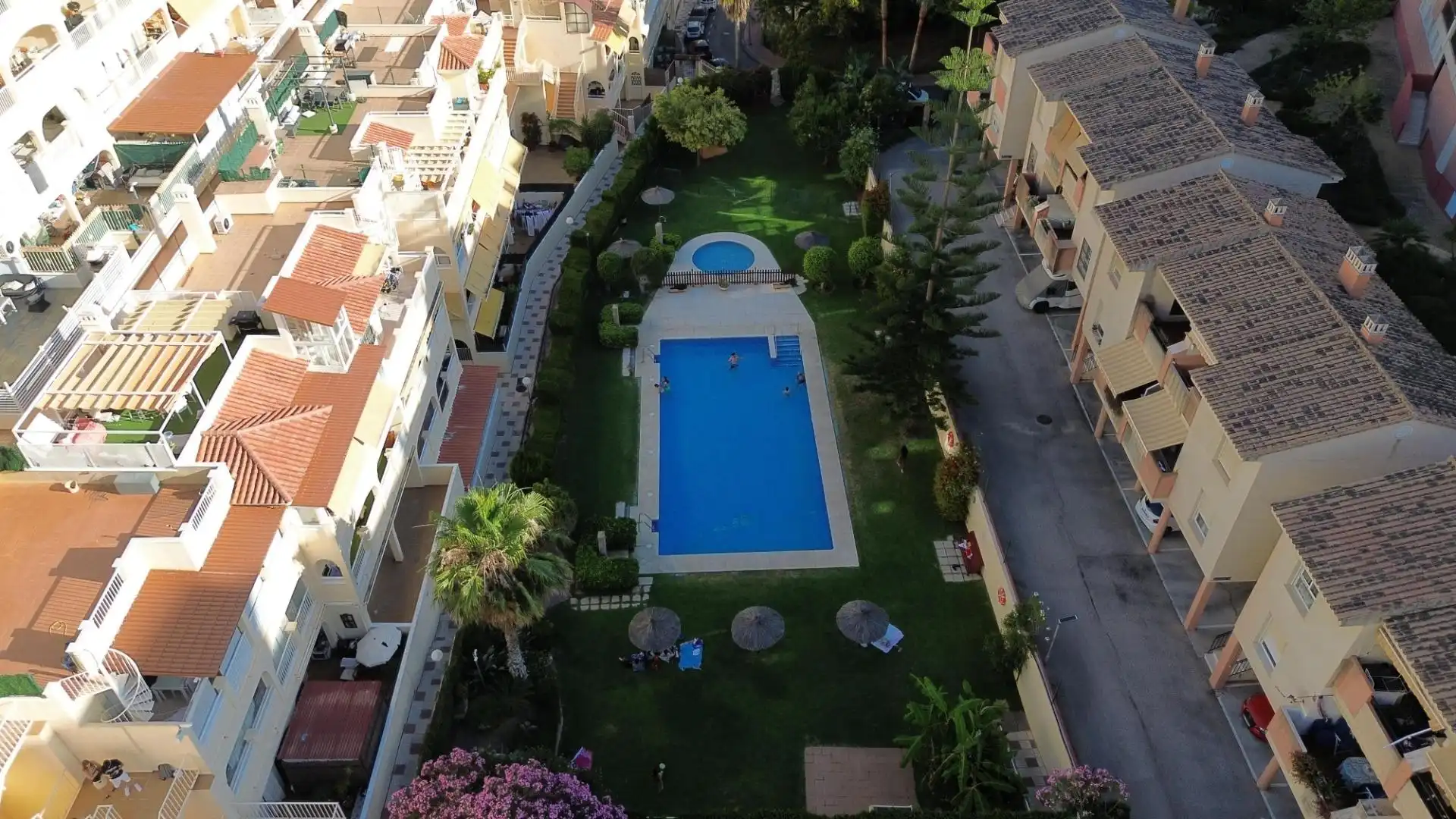 Piscina de Apartamento en venta en Benalmádena con Aire acondicionado, Jardín privado y Terraza