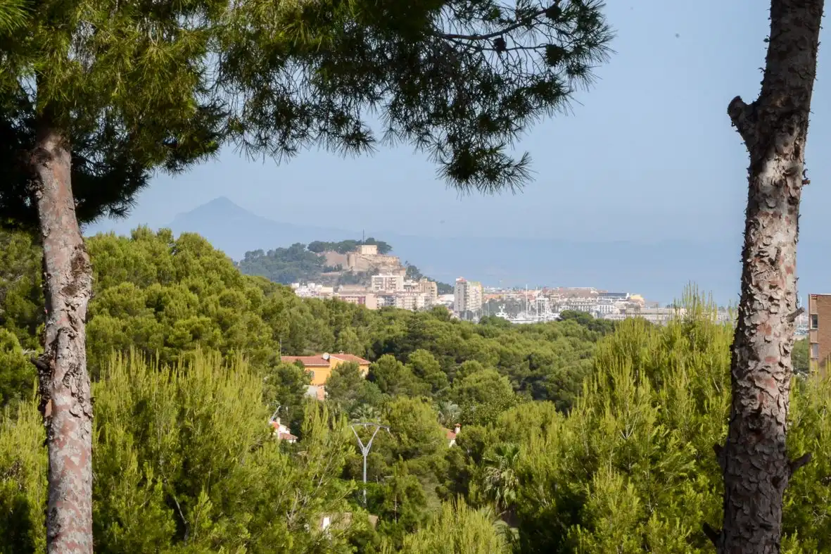 Villa avec piscine à vendre à Las Rotas / Les Rotes