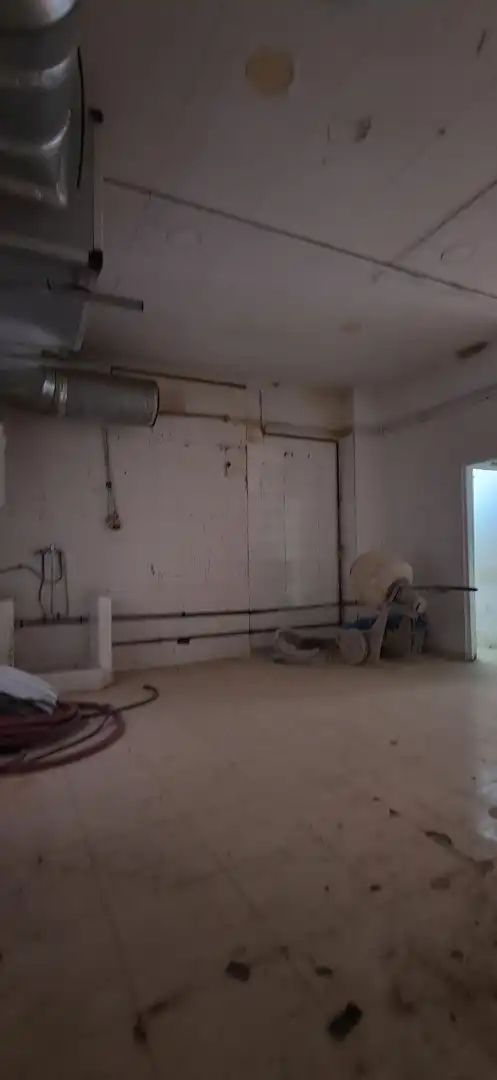 Business premises for sale in Carrer de la Florida, imagen 9