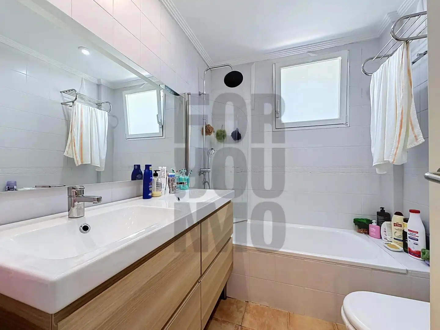 Badezimmer von Wohnung zum Verkauf in Donostia - San Sebastián  mit Heizung und Balkon