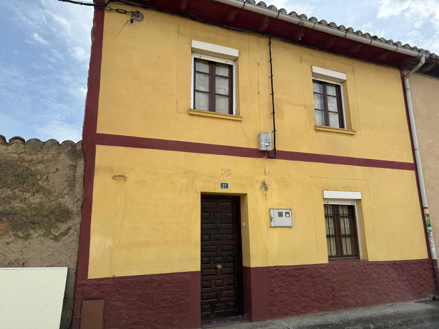Vista exterior de Casa adosada en venda en Valdevimbre