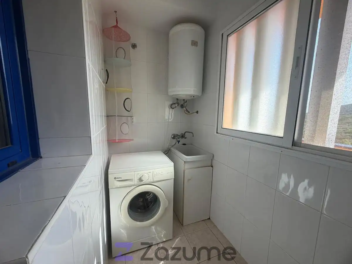 Baño de Piso de alquiler en Manilva con Aire acondicionado, Terraza y Piscina