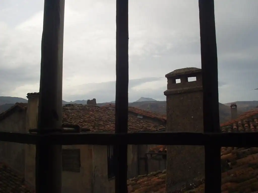 Vista exterior de Casa o chalet en venta en Miranda del Castañar con Terraza