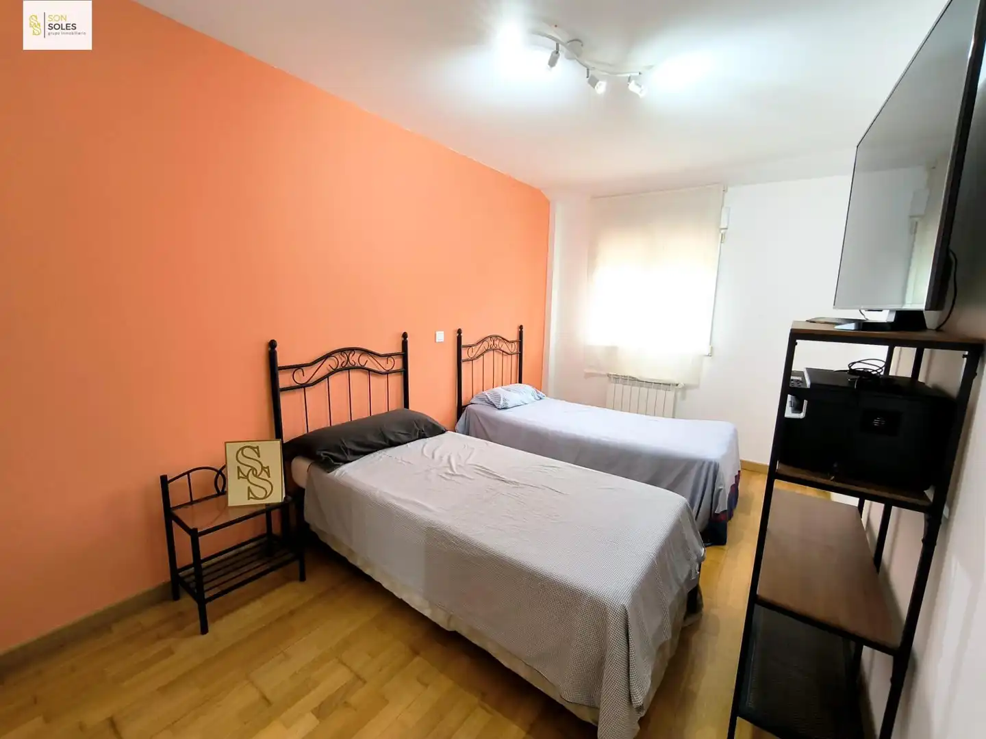 Bedroom of Detached homes for sale in Santiurde de Toranzo  with Heating, Private garden and Parquet flooring