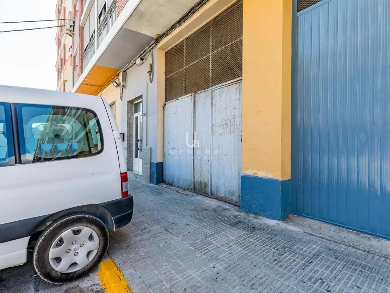 Gewerbefläche zum Verkauf in Avenida Diputació Provincial, imagen 3