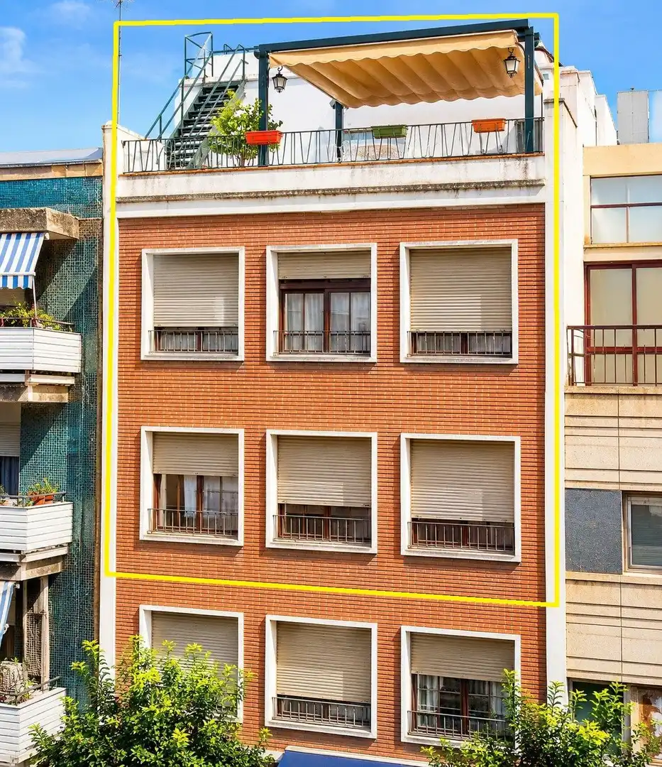 Vista exterior de Pis en venda en Córdoba amb Aire condicionat, Calefacció i Terrassa