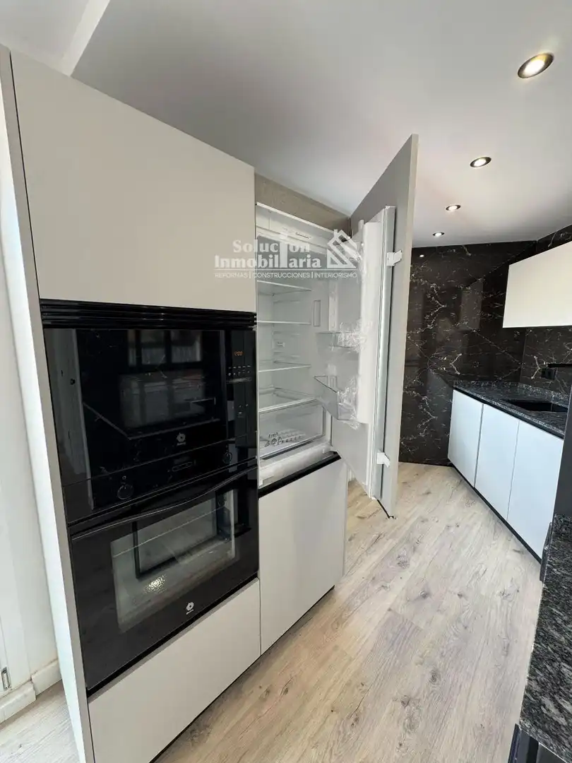 Cocina de Ático en venta en Salamanca con Calefacción y Terraza