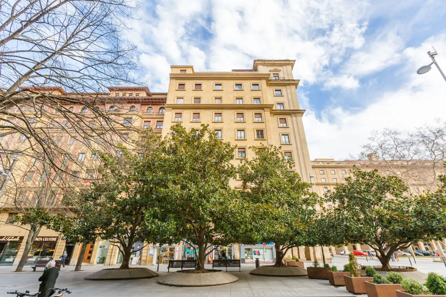 Vista exterior de Piso en venta en  Pamplona / Iruña con Calefacción