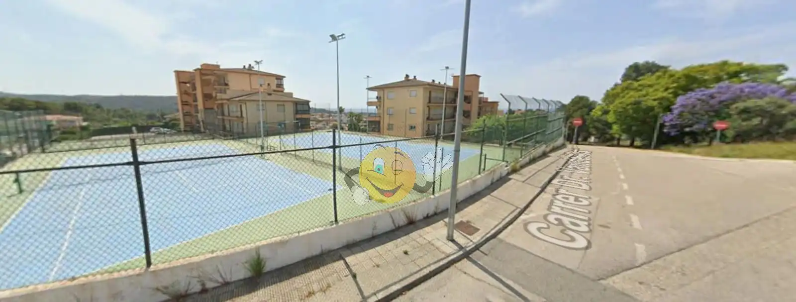 Parkplatz von Wohnung zum Verkauf in Calafell mit Klimaanlage, Heizung und Privatgarten