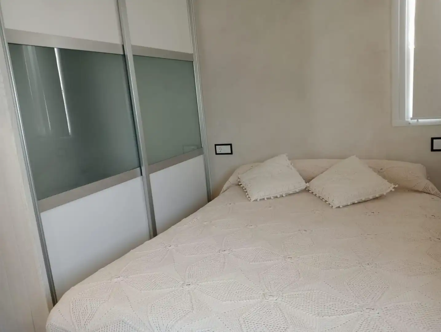 Habitación de Apartamento en venta en La Antilla con Terraza y Amueblado