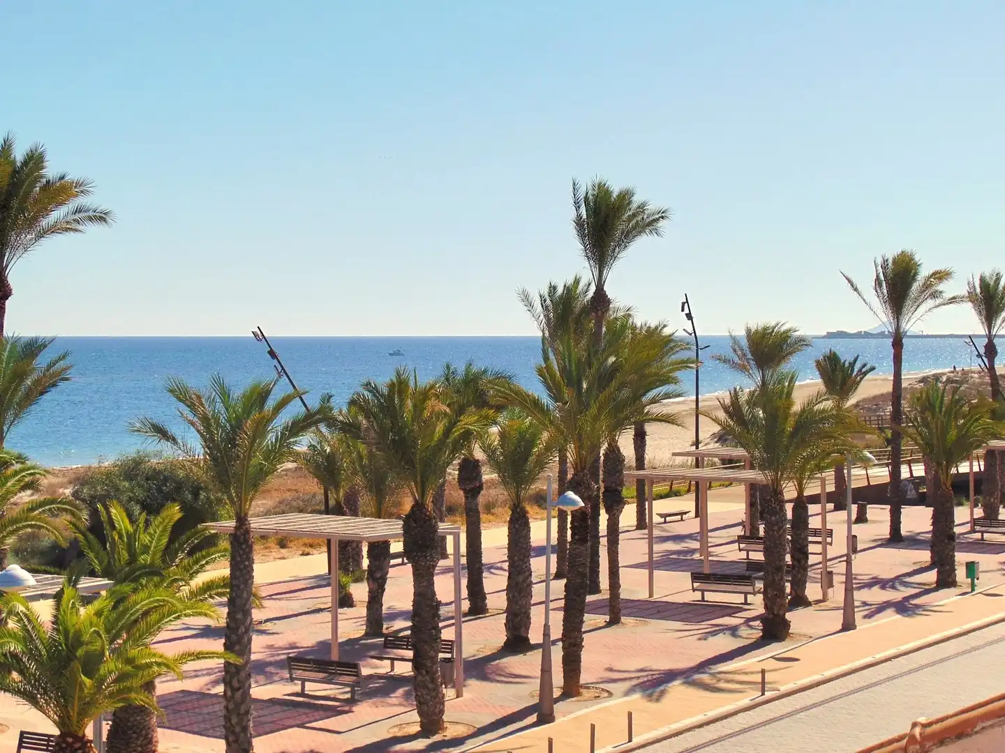 Vista exterior de Ático en venta en San Pedro del Pinatar con Aire acondicionado, Calefacción y Terraza