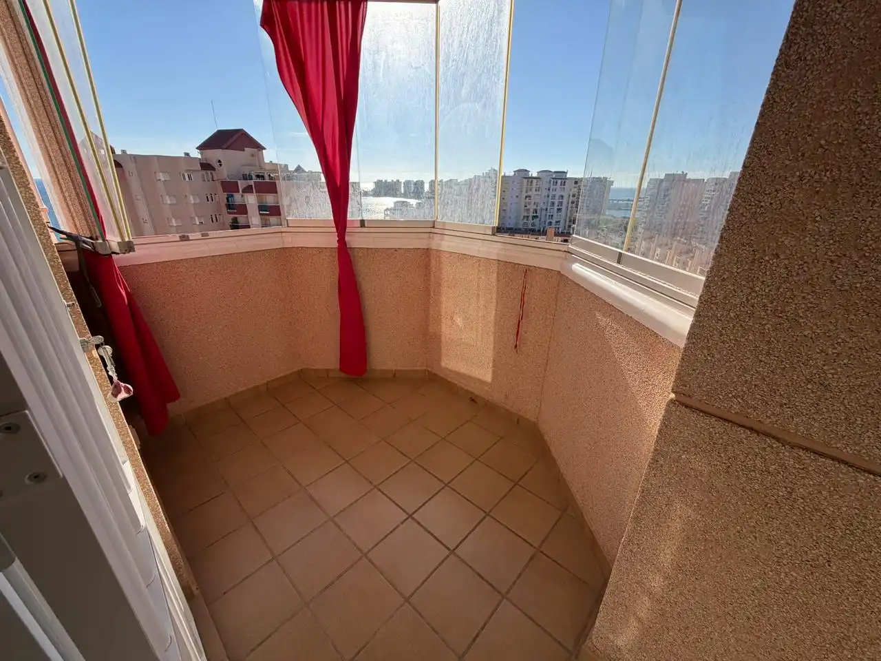 Apartament amb terrassa en venda a Plaza poligono I-La Manga, imagen 3