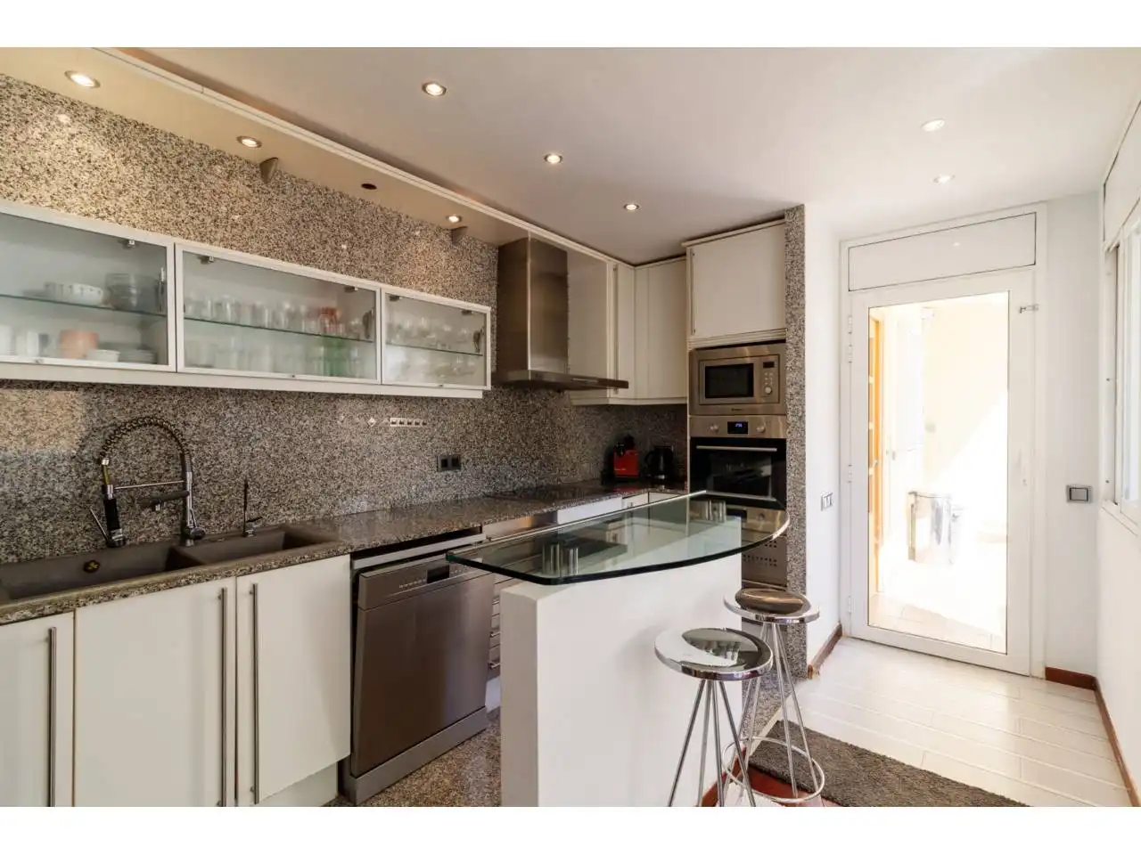 Cocina de Casa o chalet en venta en Sitges con Aire acondicionado, Calefacción y Parquet