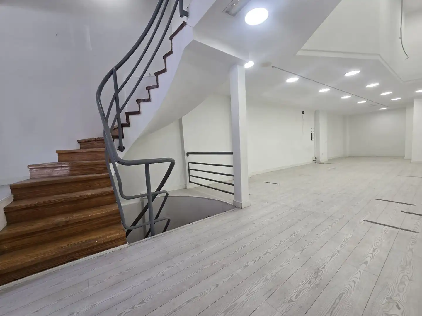 Commercial properties for rent in  Logroño  with Air Conditioner