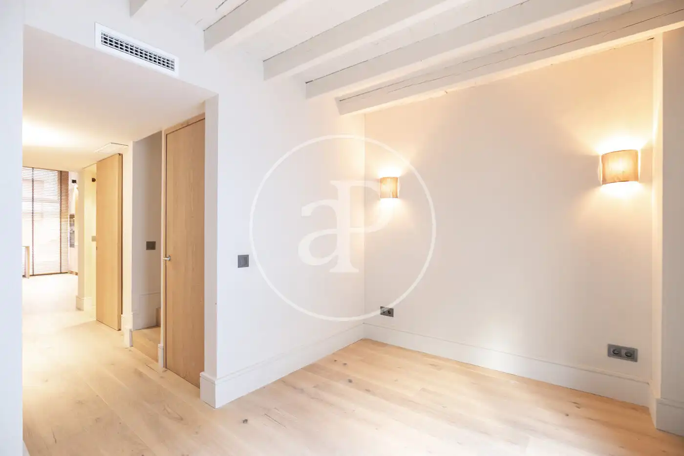 Habitación de Dúplex en venta en Barcelona con Aire acondicionado, Calefacción y Terraza
