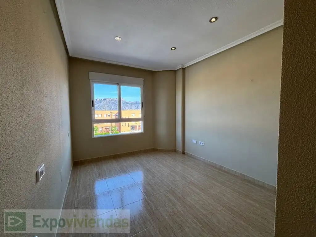 Habitación de Ático en venta en Beniel