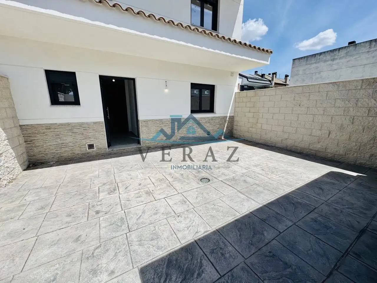 Vista exterior de Casa o xalet en venda en Talavera de la Reina amb Calefacció i Jardí privat