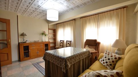 Foto 4 de Apartamento de alquiler en Carretera Carretera Sierra, Crta. De la Sierra, Granada Capital