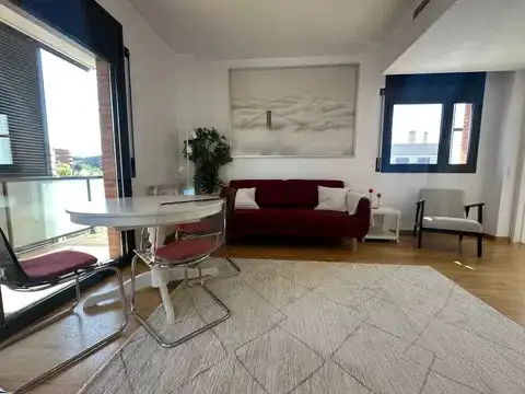 Dachboden zur Miete in Carrer de Jaume de Montcorb, Turó de Can Mates