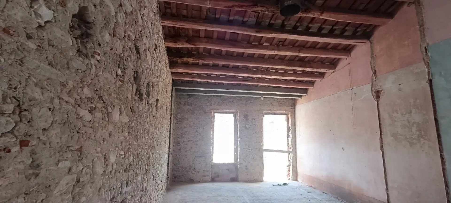Casa adosada en venta en Sant Celoni con Calefacción, Terraza y Horno
