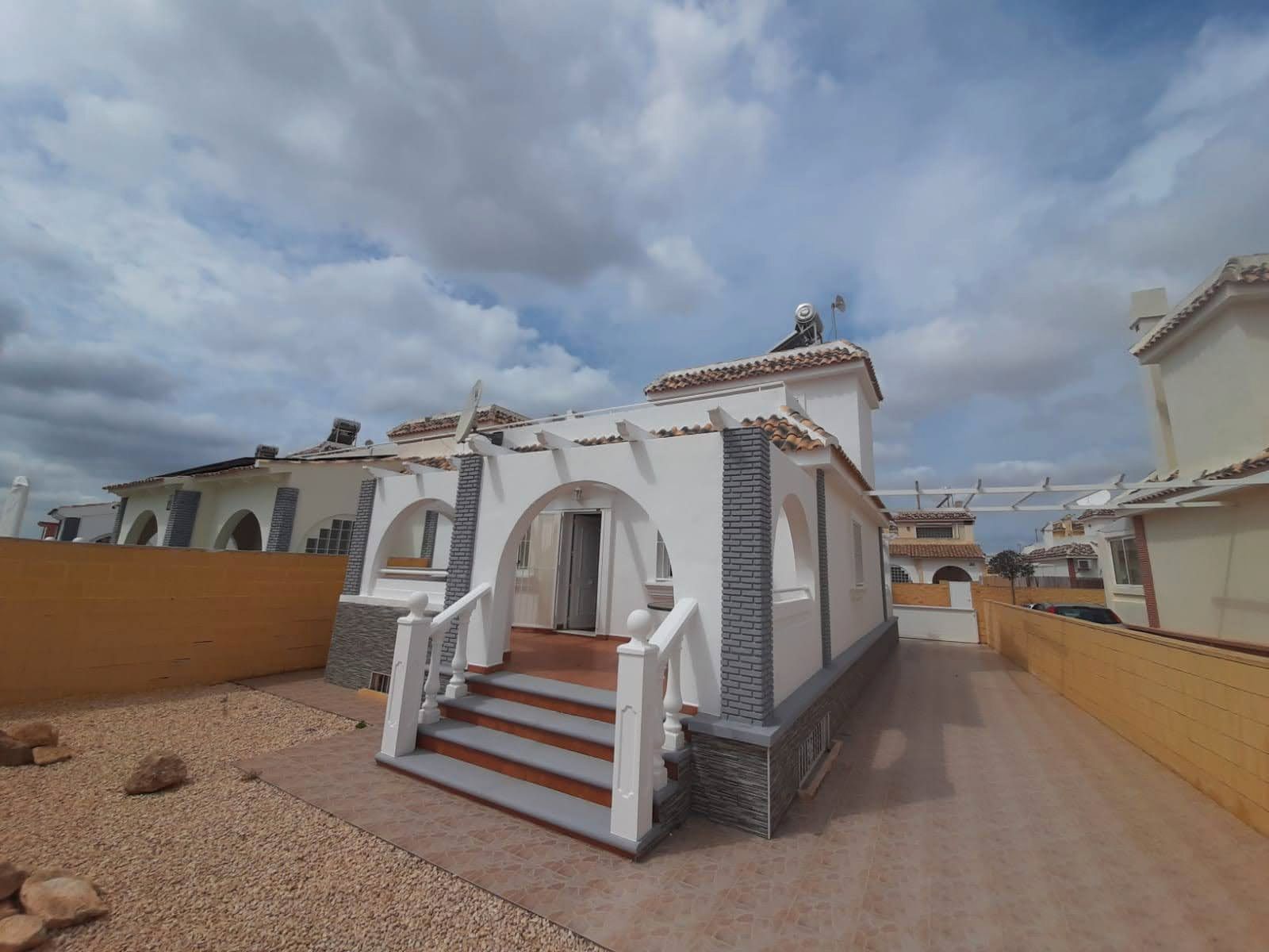 Exterior view of Single-family semi-detached for sale in  Murcia Capital  with Furnished