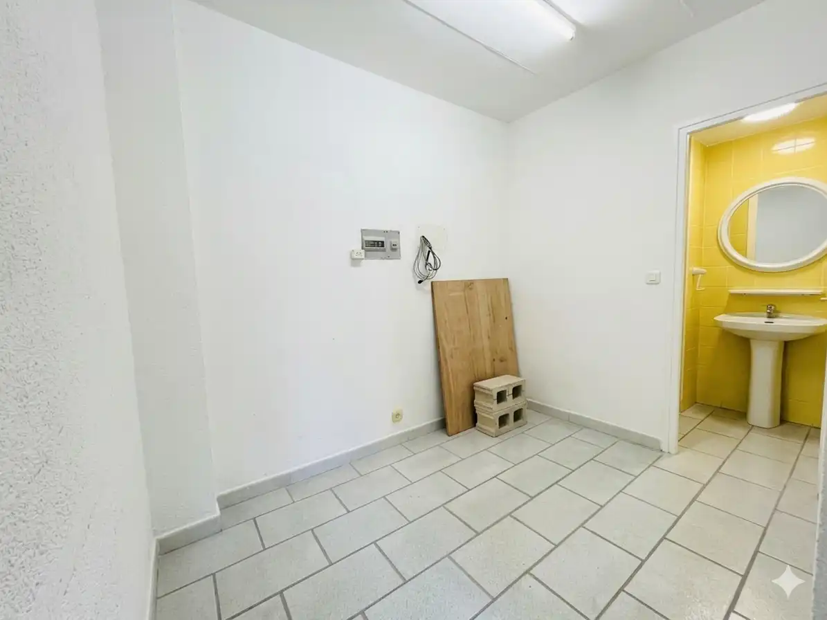 Commercial properties for sale in Zaragoza