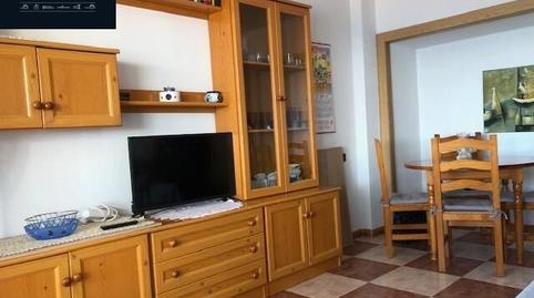 Foto 4 de Apartament de lloguer a Playa Poniente, Alicante