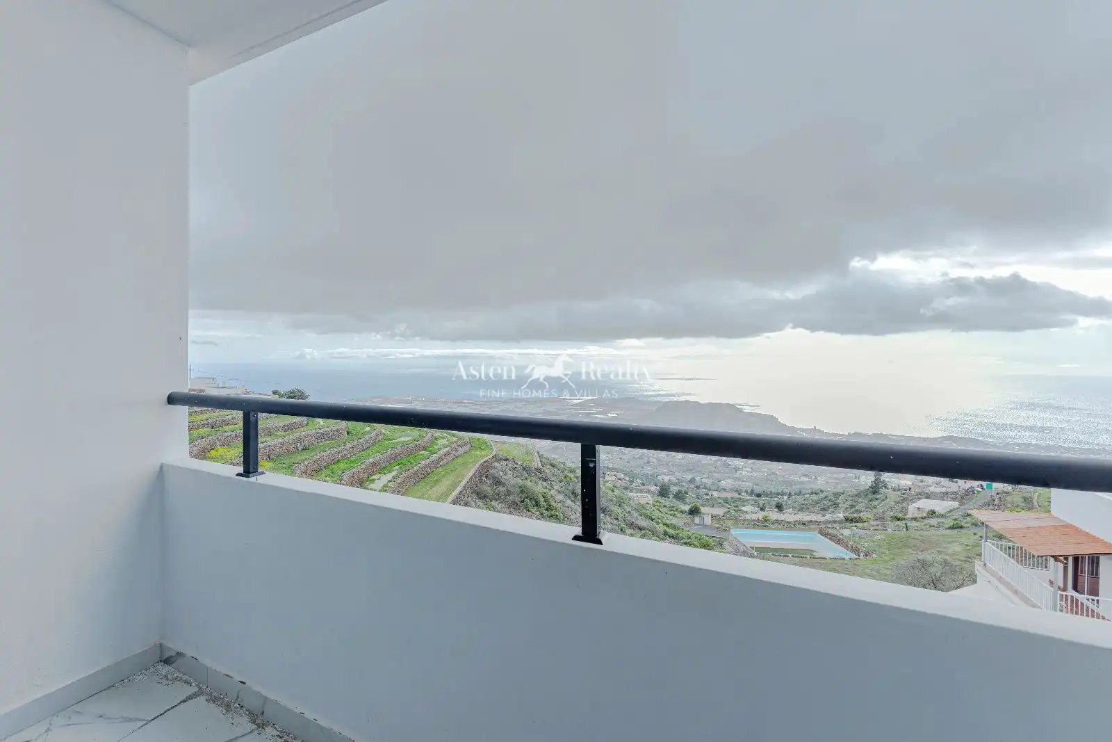 Exterior view of Detached homes for sale in Vilaflor de Chasna  with Air Conditioner, Private garden and Terrace