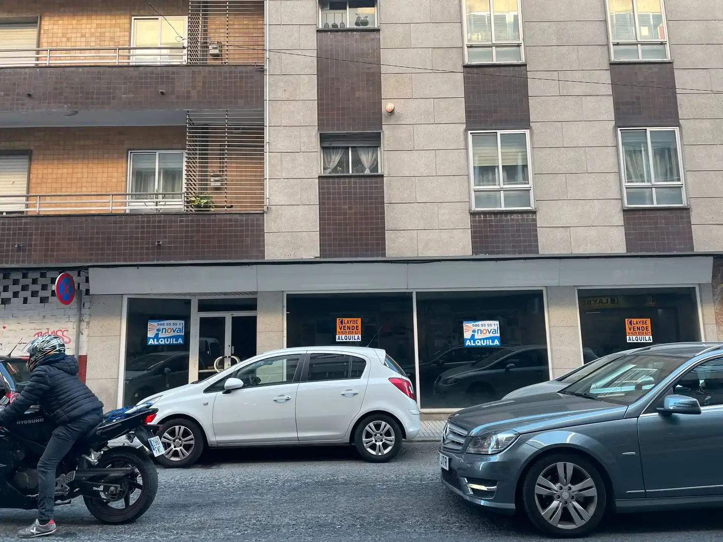 Local comercial de lloguer a Vilagarcía