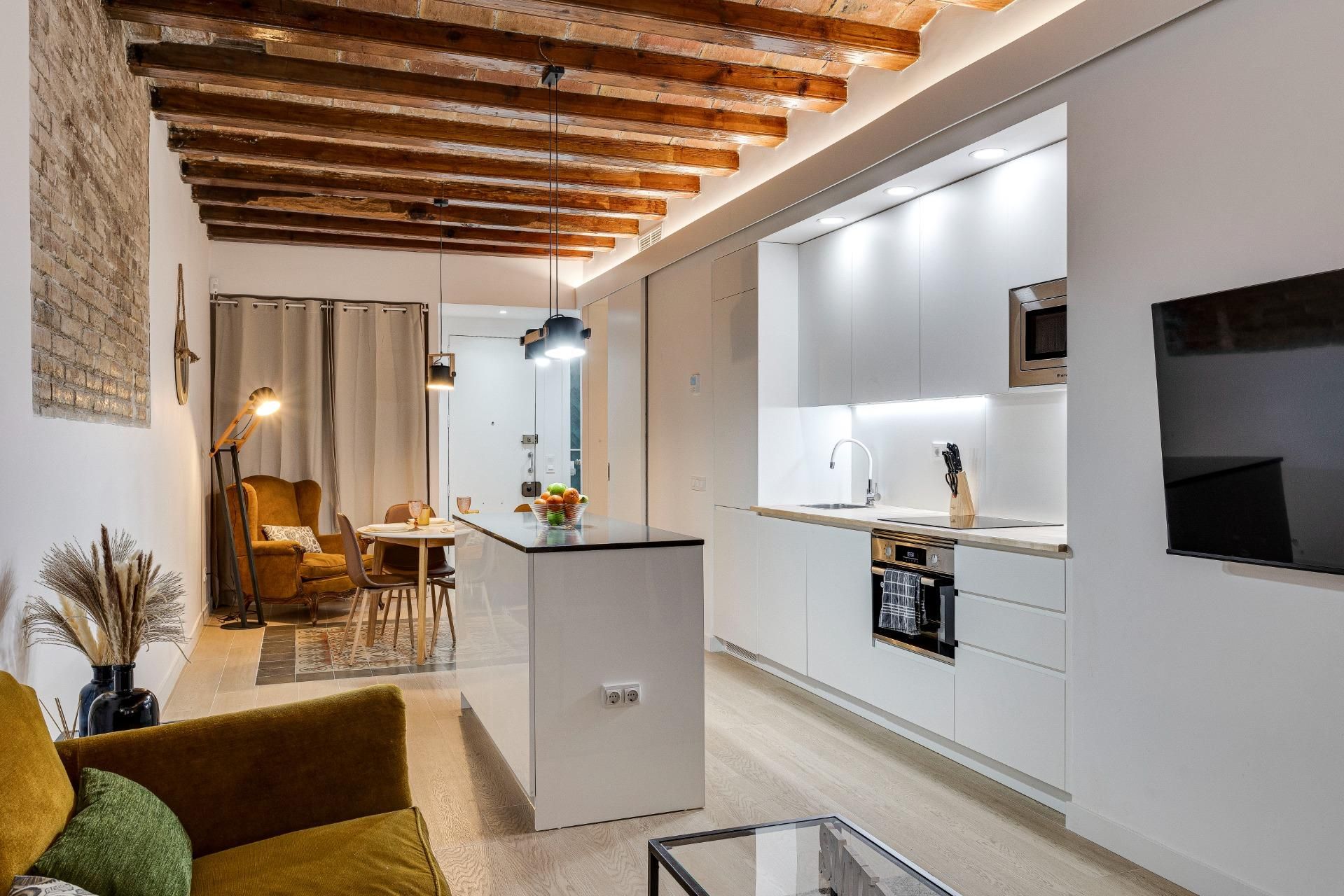 Cuina de Apartament en venda en  Barcelona Capital amb Aire condicionat, Terrassa i Moblat