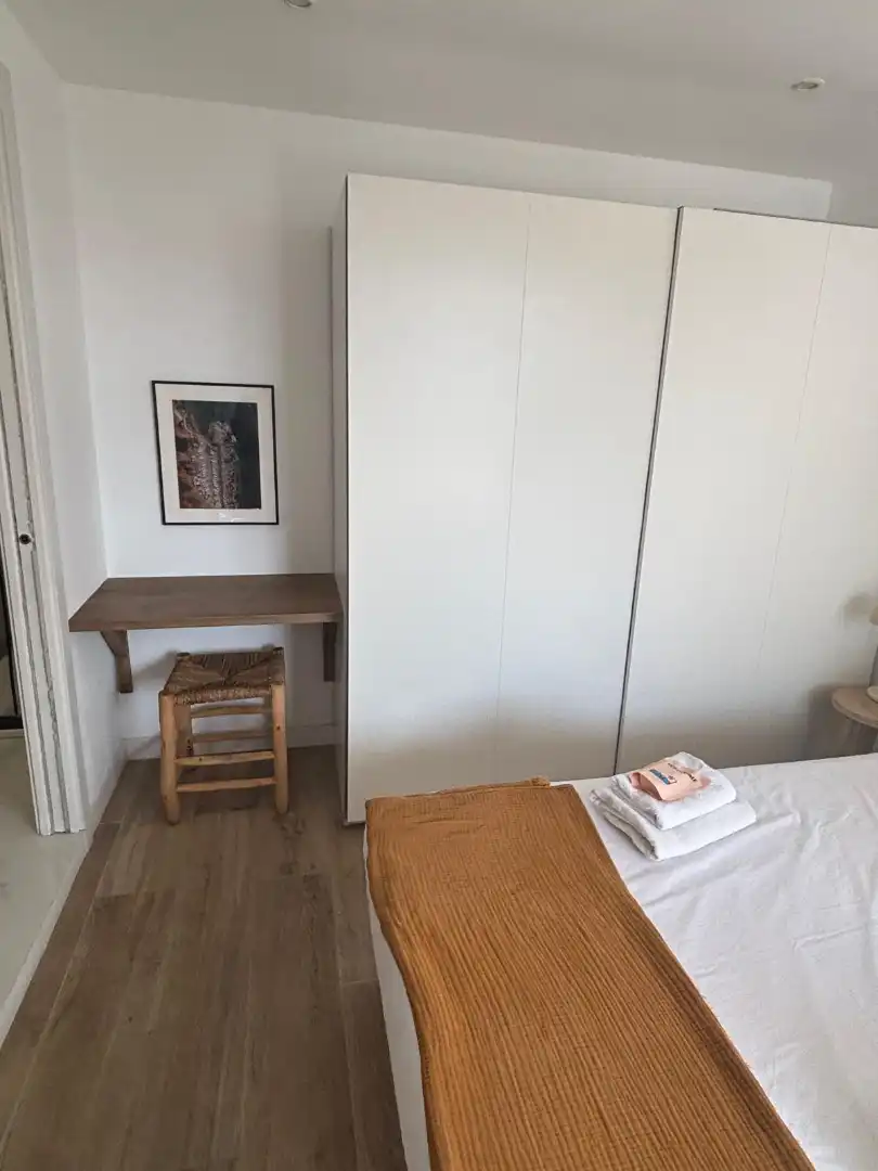 Bedroom of Flat for sale in Valencia  with Air Conditioner, Heating and Terrace