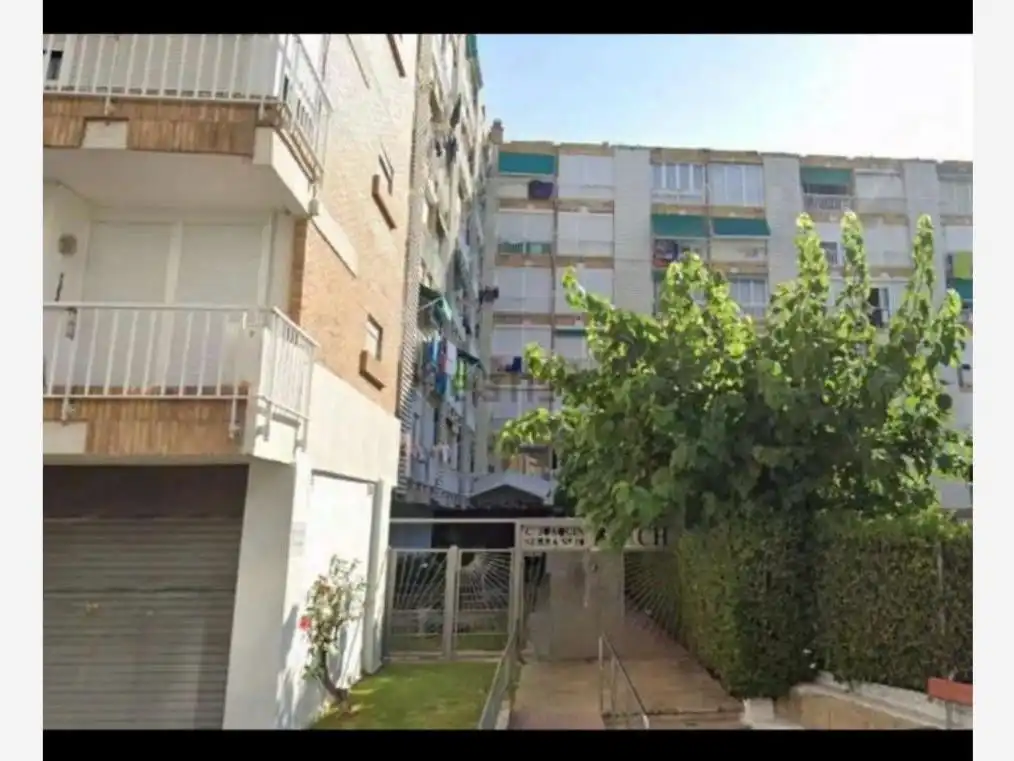 Apartment with lift for sale in joaquim serra 10, imagen 2